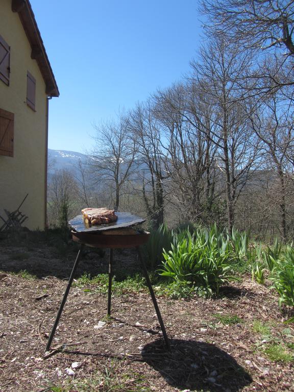 Les Cimes Panzió Saint-Pierre-de-Rivière Kültér fotó